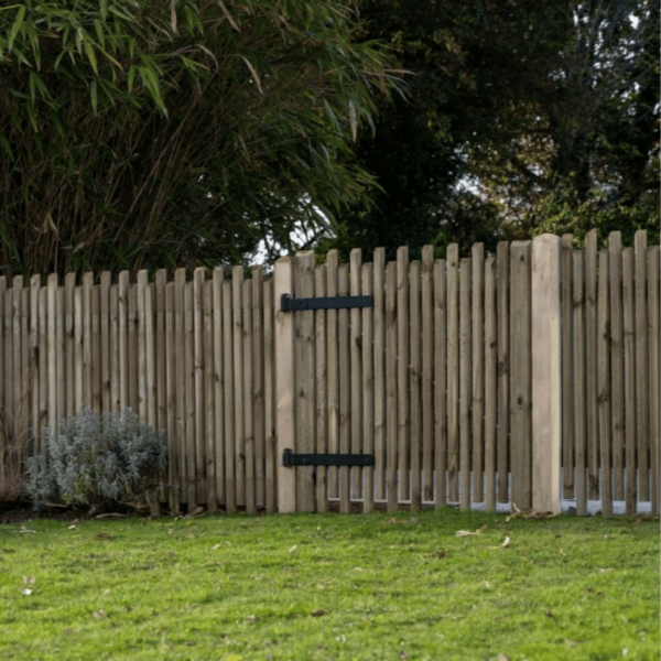 Contemporary Picket Gate 900mm x 900mm