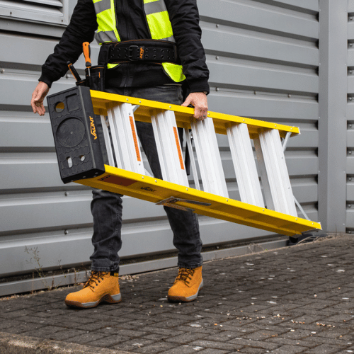 Vaunt 6 Tread Fiberglass Ladder 1.67m